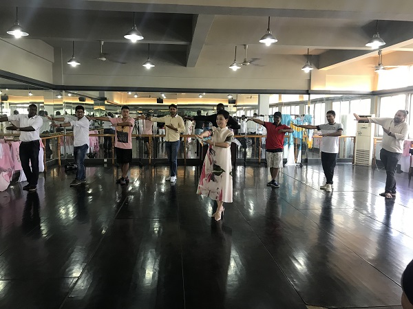 国产a∨国片精品白丝美女视频