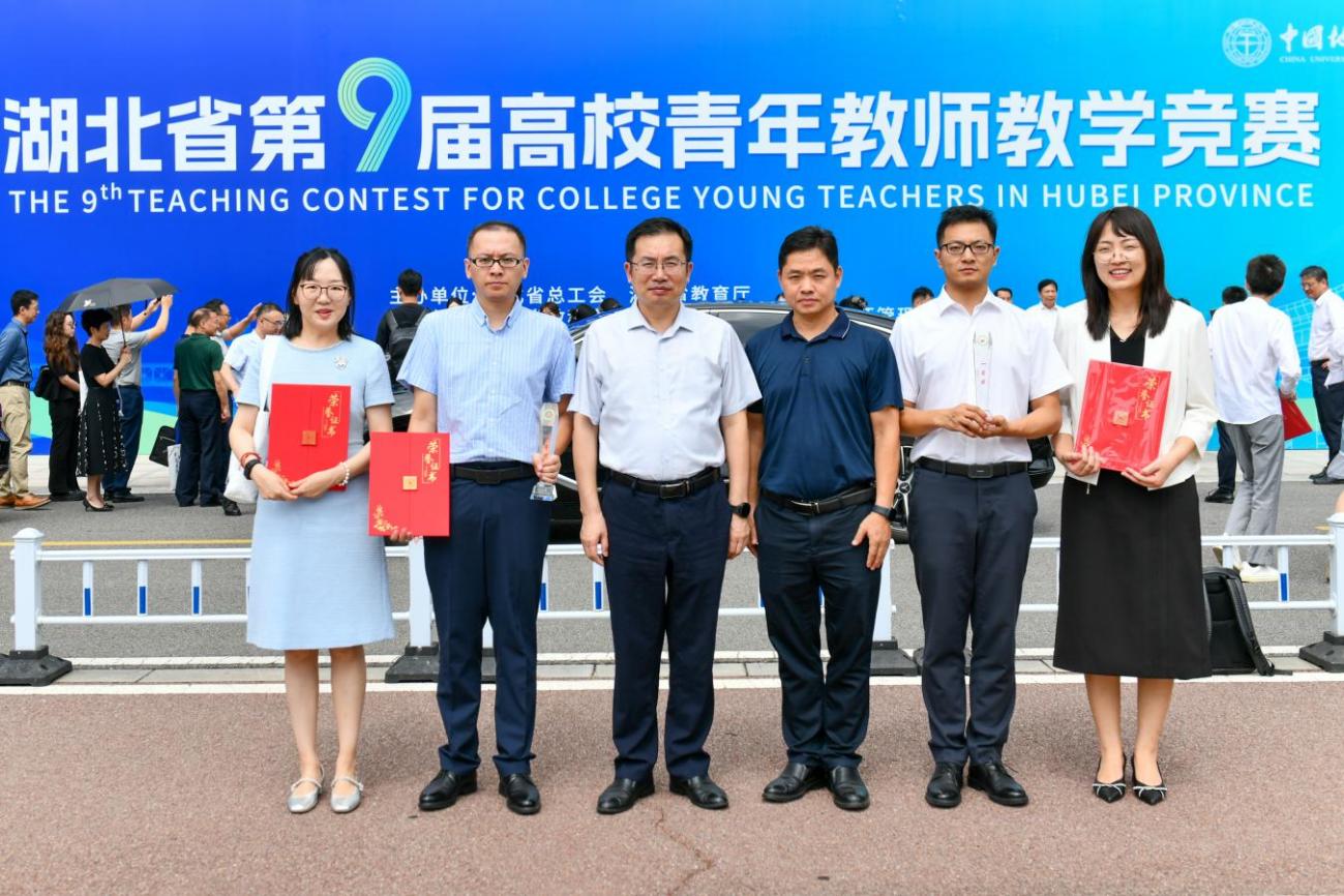 国产a∨国片精品白丝美女视频