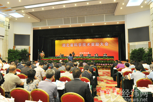 国产a∨国片精品白丝美女视频