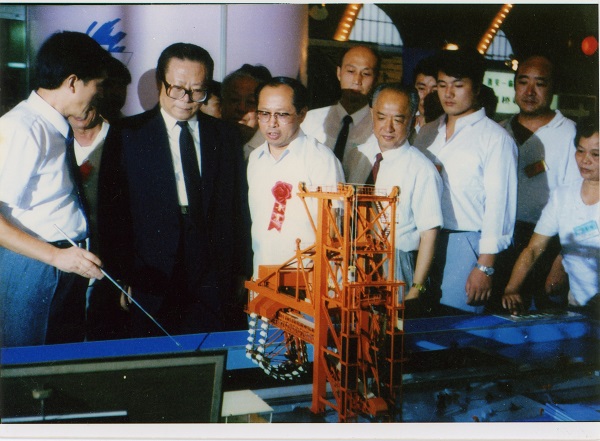 国产a∨国片精品白丝美女视频