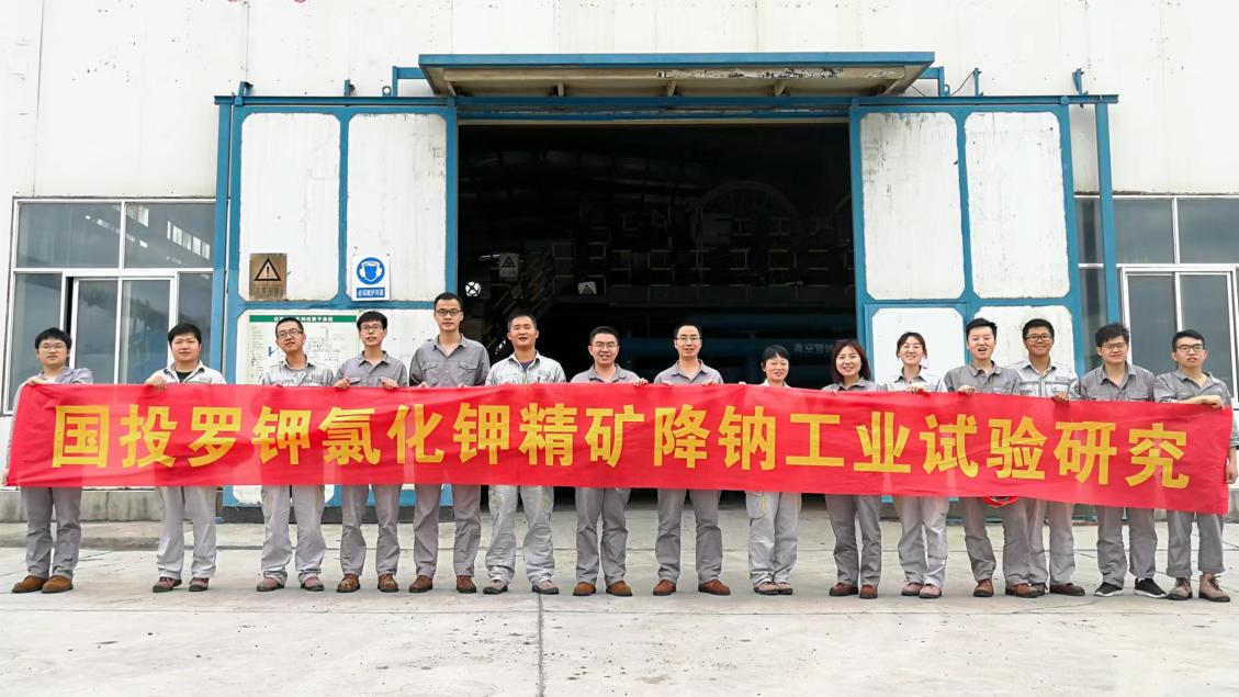 国产a∨国片精品白丝美女视频