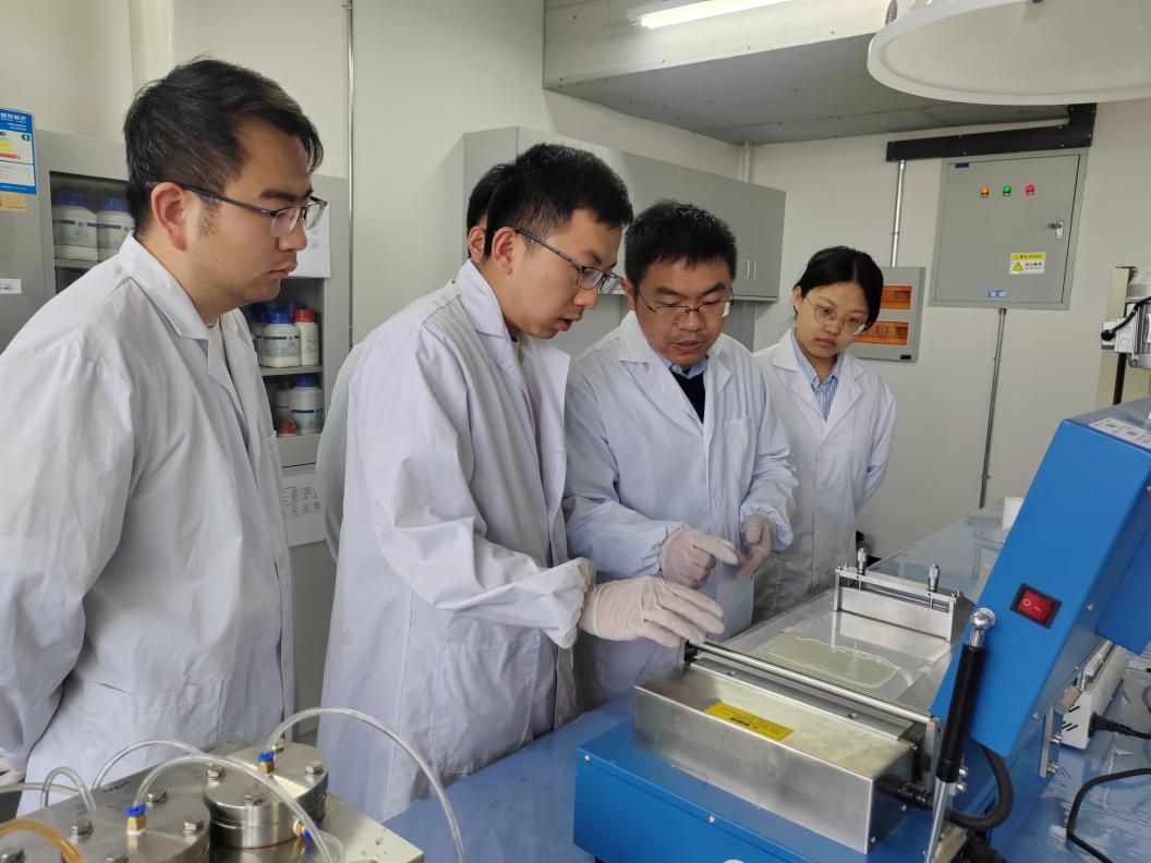 国产a∨国片精品白丝美女视频