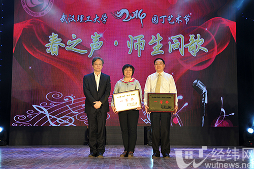 国产a∨国片精品白丝美女视频