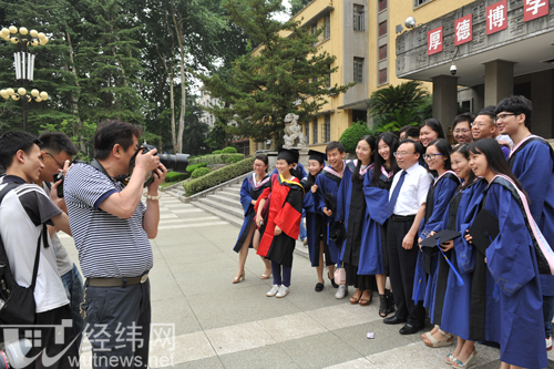 国产a∨国片精品白丝美女视频