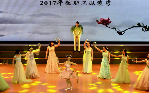 国产a∨国片精品白丝美女视频