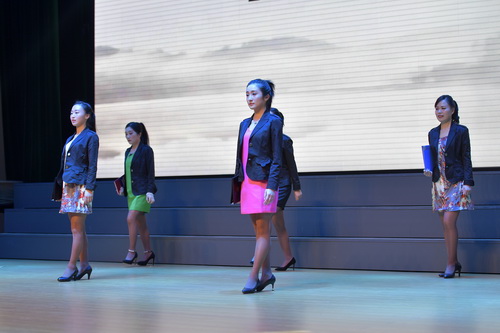 国产a∨国片精品白丝美女视频