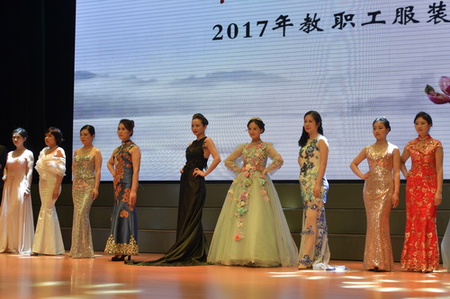 国产a∨国片精品白丝美女视频