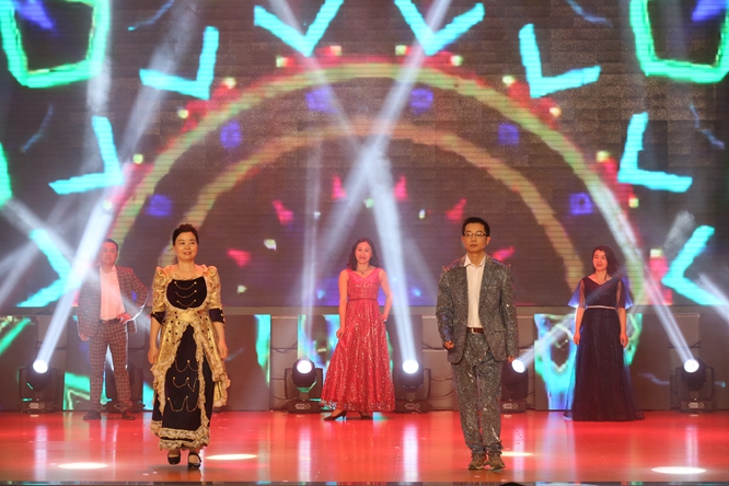 国产a∨国片精品白丝美女视频