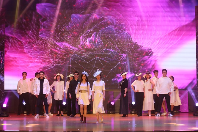 国产a∨国片精品白丝美女视频