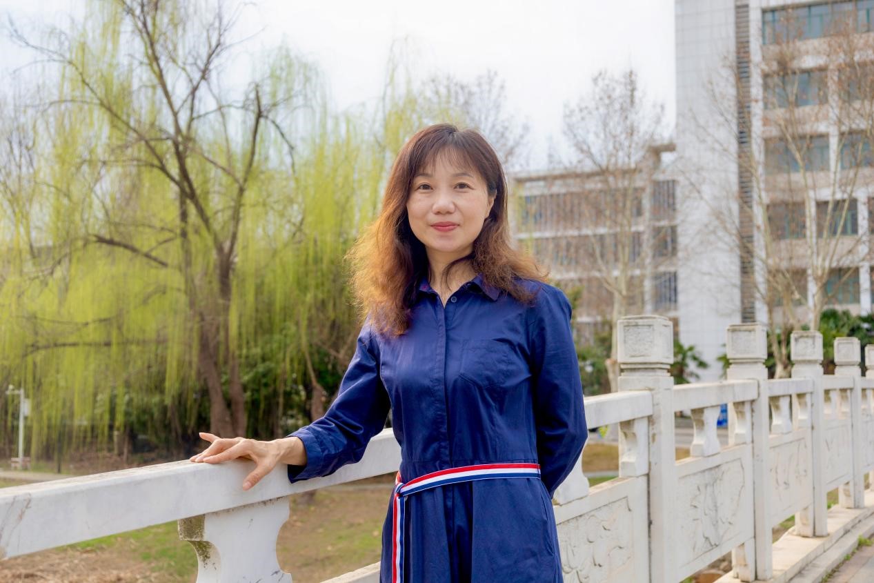 国产a∨国片精品白丝美女视频