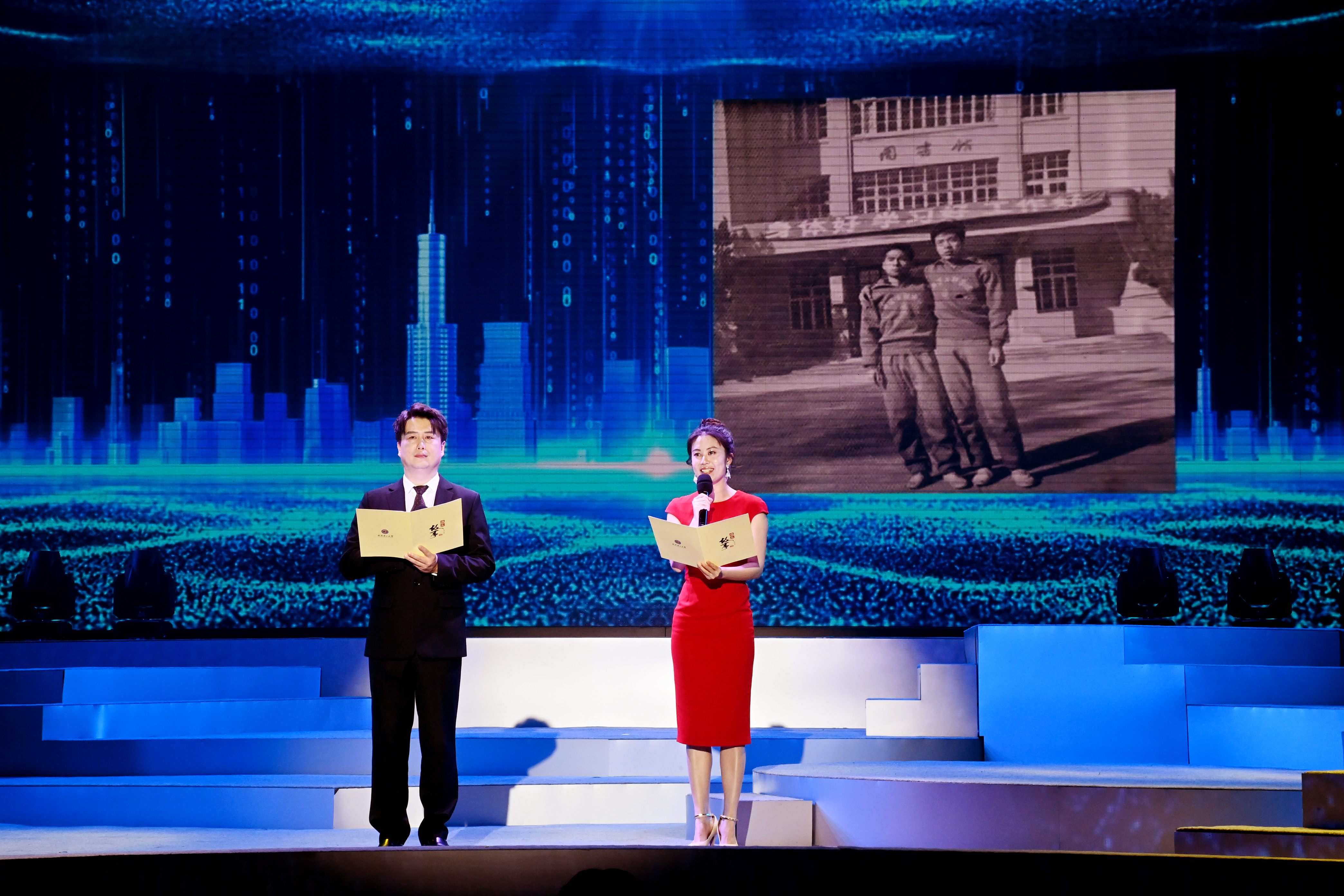 国产a∨国片精品白丝美女视频